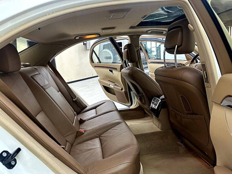 2008 Mercedes-Benz S-Class S 550