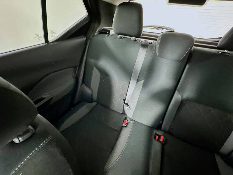 2019 Nissan Kicks SV