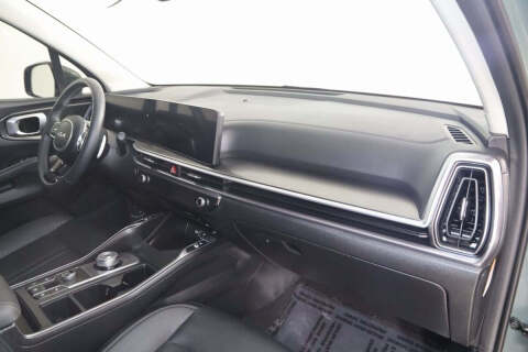 2025 Kia Sorento Hybrid EX