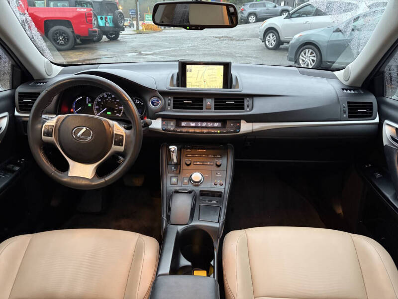 2011 Lexus CT 200h Premium