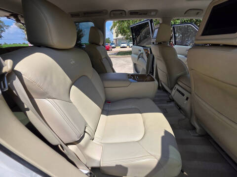 2014 Infiniti QX80