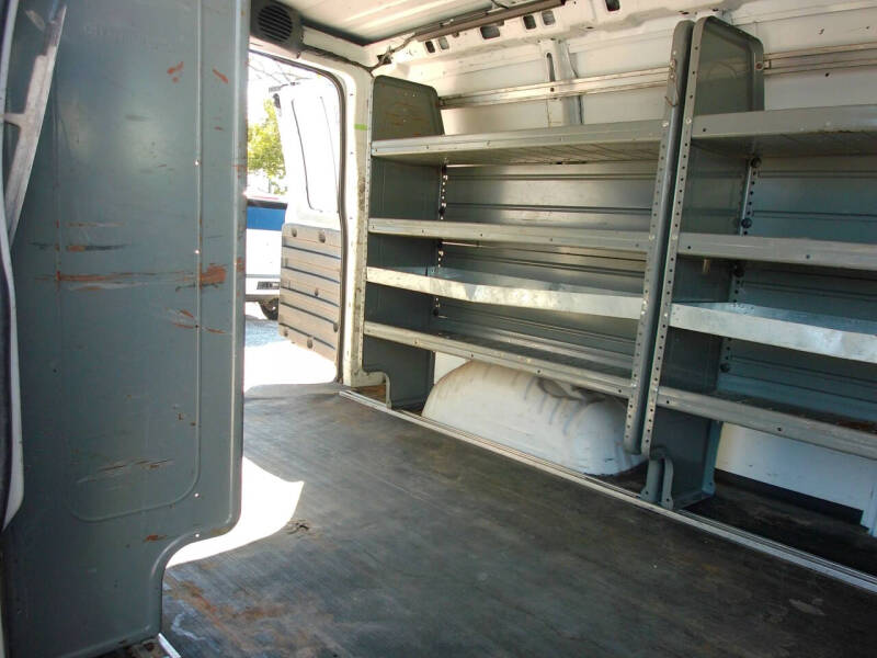 2018 Chevrolet Express 2500