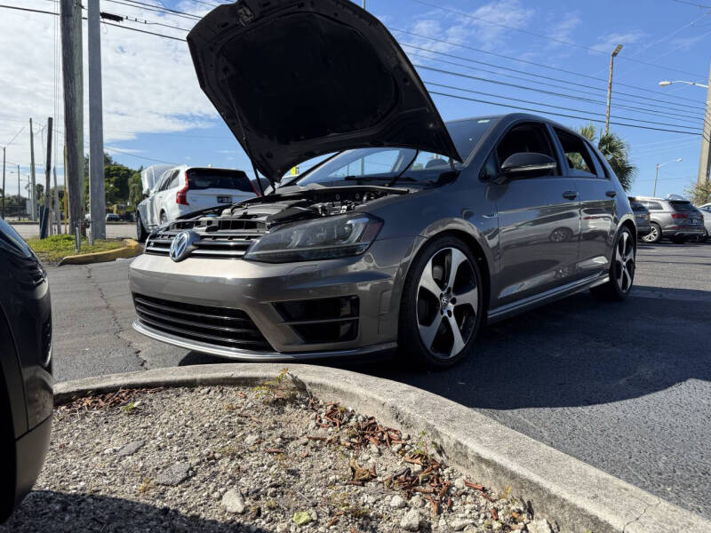 2016 Volkswagen Golf R 4Motion