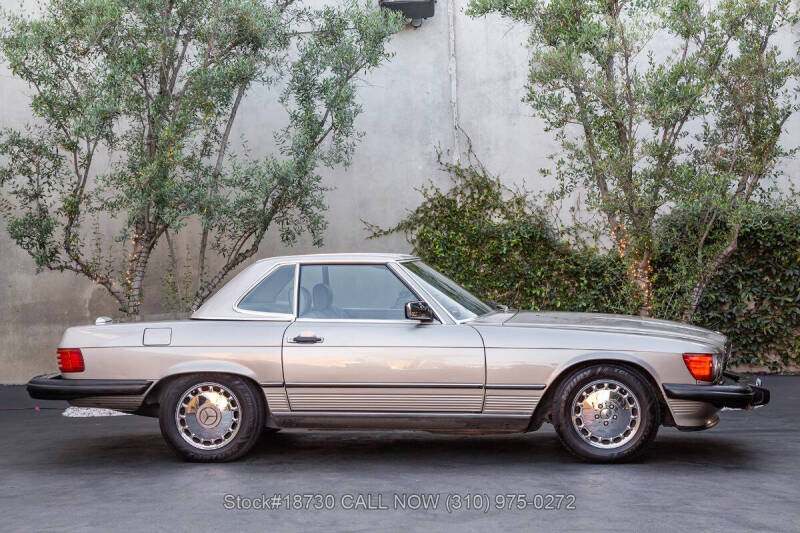 1987 Mercedes-Benz 560SL