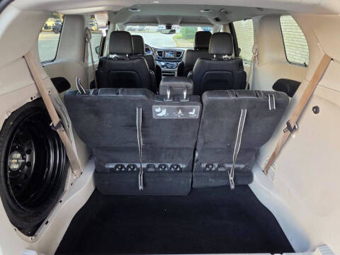 2019 Chrysler Pacifica Touring L