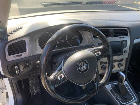 2016 Volkswagen Golf SportWagen TSI Limited Edition