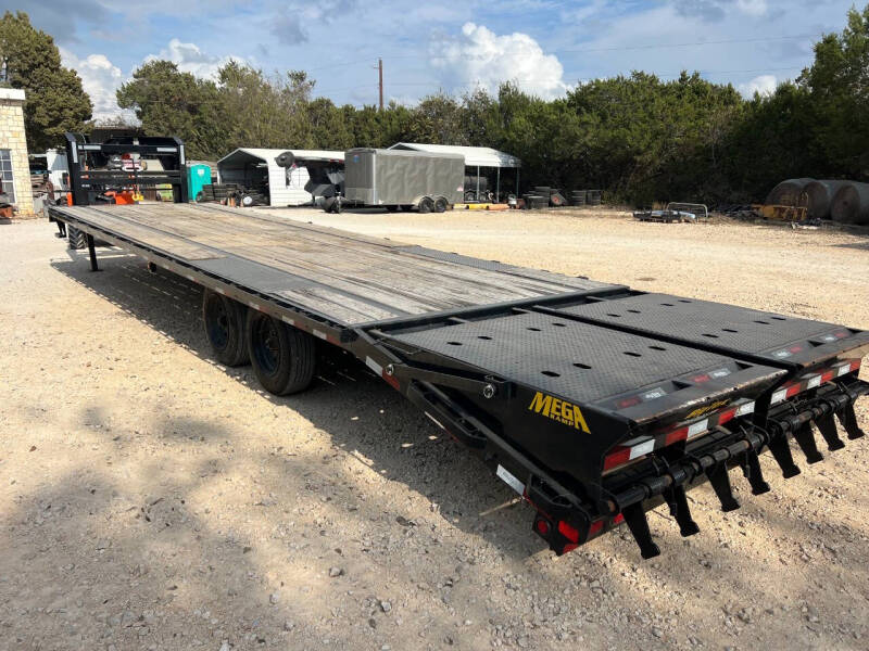 2023 Big Tex Trailer 32' GOOSE