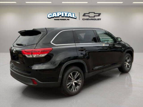 2019 Toyota Highlander LE