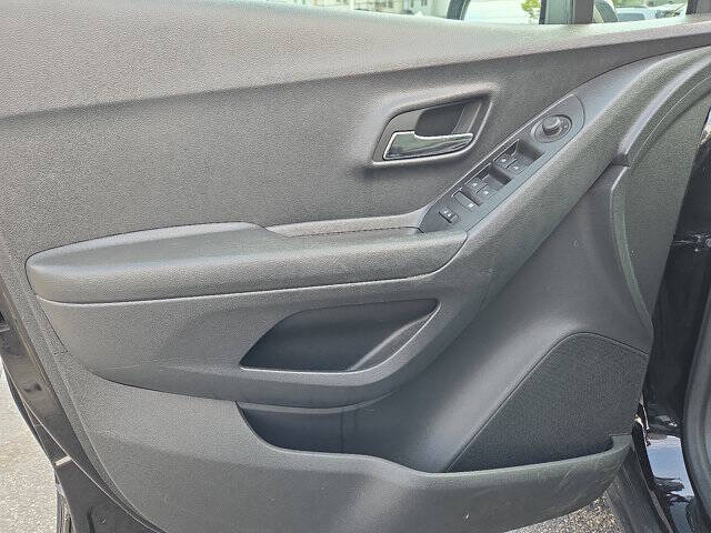 2022 Chevrolet Trax LS