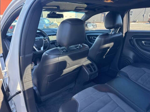 2017 Ford Taurus SHO