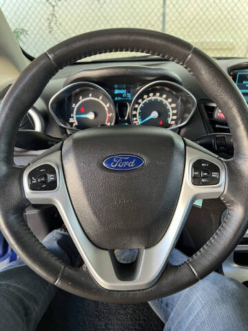 2016 Ford Fiesta SE