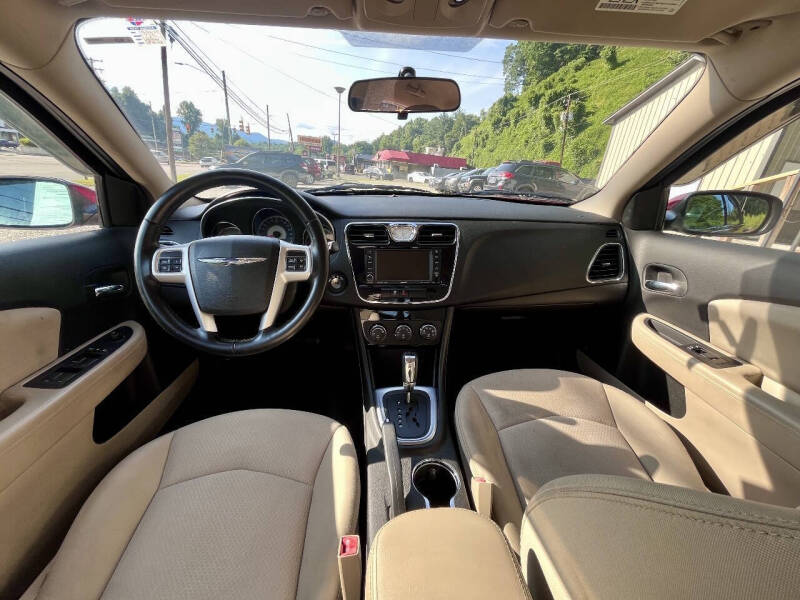2011 Chrysler 200 Touring