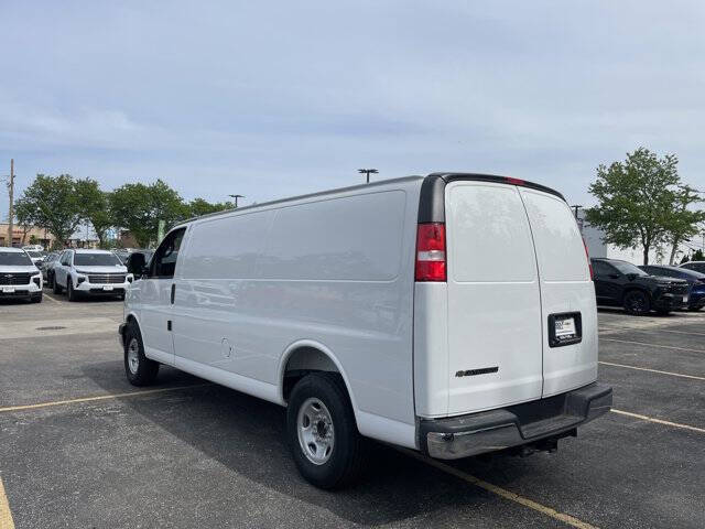 2025 Chevrolet Express 3500