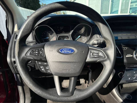 2017 Ford Focus SEL