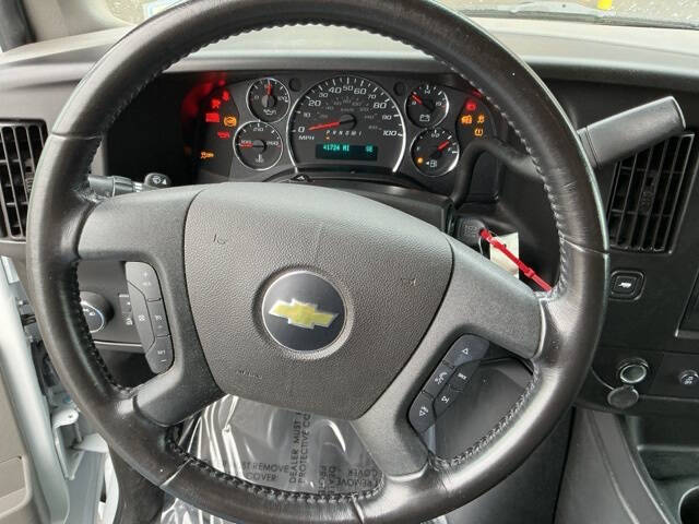 2023 Chevrolet Express 2500