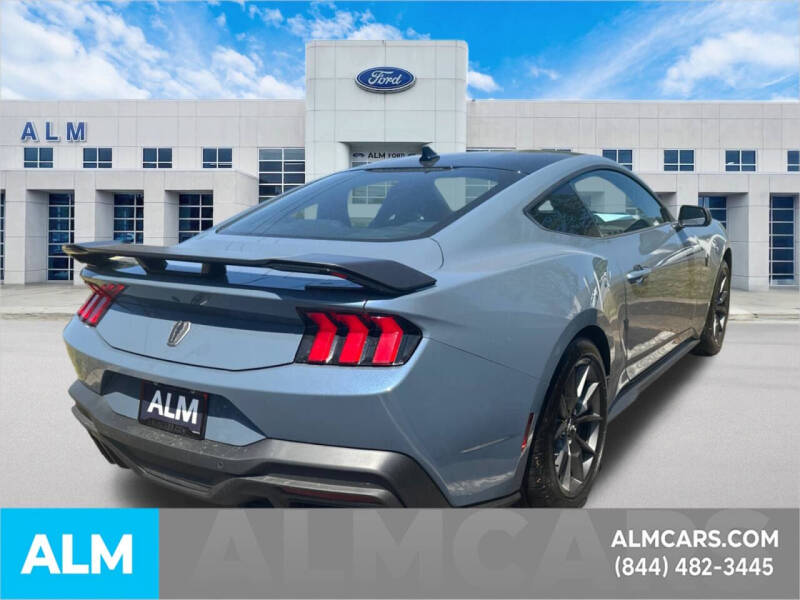 2025 Ford Mustang Dark Horse