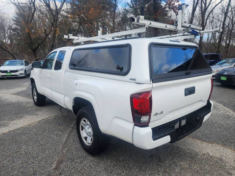 2019 Toyota Tacoma SR