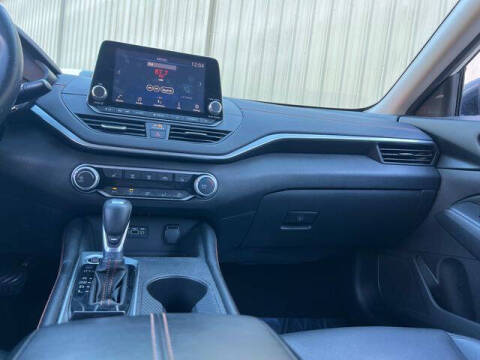 2019 Nissan Altima 2.5 SR