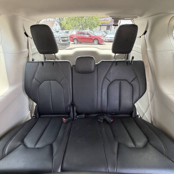 2018 Chrysler Pacifica Touring L