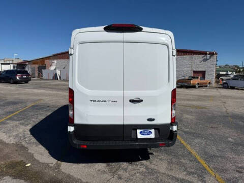 2023 Ford Transit