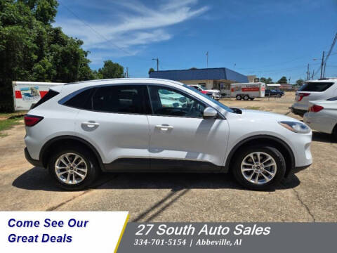2020 Ford Escape SE