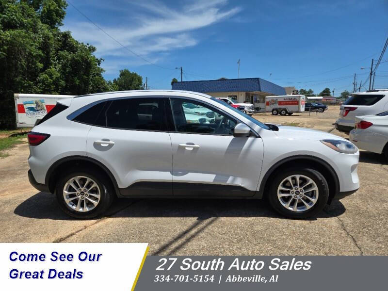 2020 Ford Escape SE