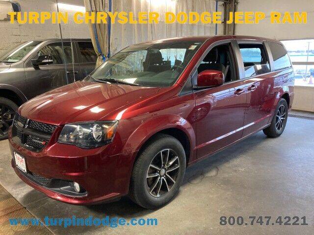 2018 Dodge Grand Caravan for sale at Turpin Chrysler Dodge Jeep Ram in Dubuque IA