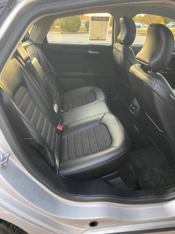2018 Ford Fusion SE