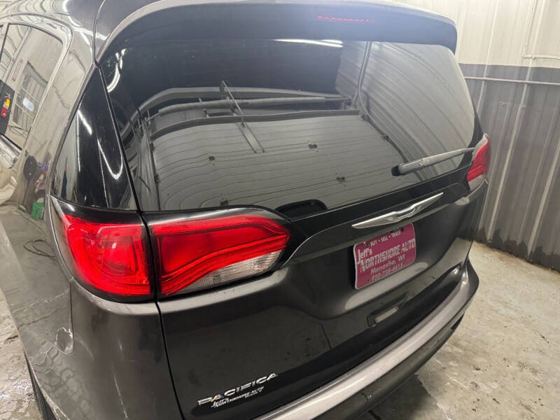 2017 Chrysler Pacifica LX