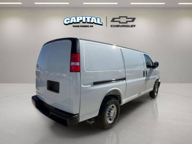2025 Chevrolet Express 2500