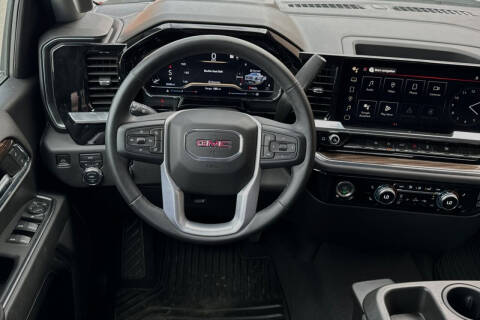 2023 GMC Sierra 1500 Elevation Standard