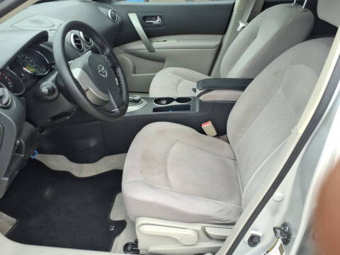 2011 Nissan Rogue S Krom