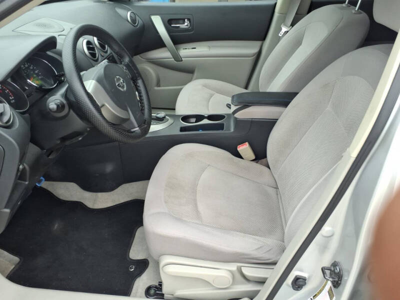 2011 Nissan Rogue S Krom