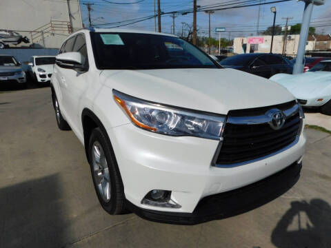 2016 Toyota Highlander for sale at AMD AUTO in San Antonio TX