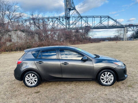 2013 Mazda MAZDA3 i Touring