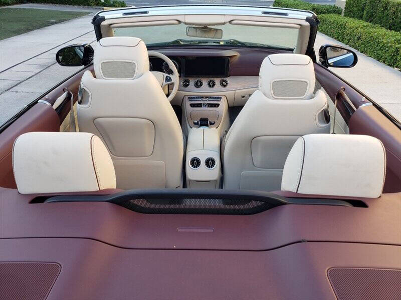 2018 Mercedes-Benz E-Class 9