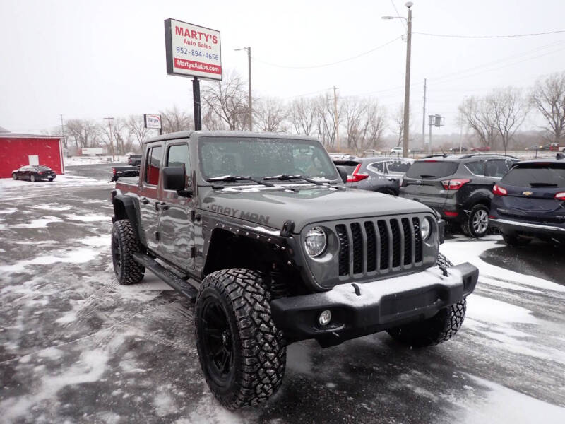 2020 Jeep Gladiator Sport S's photo