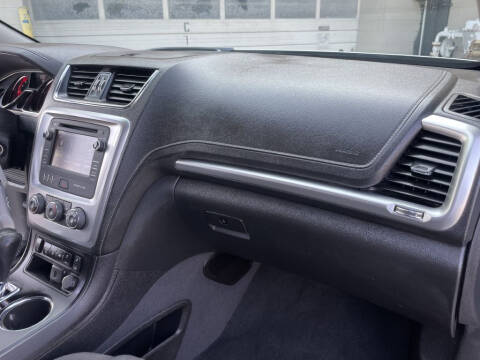 2015 GMC Acadia SLE-2