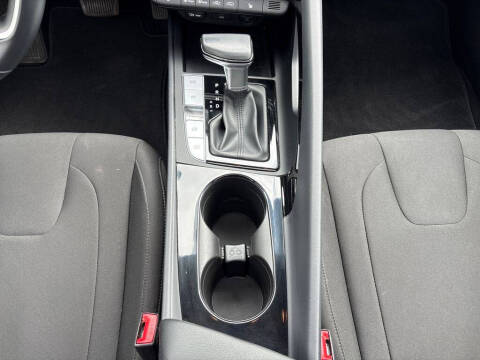 2022 Hyundai Elantra