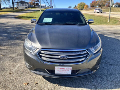 2017 Ford Taurus Limited