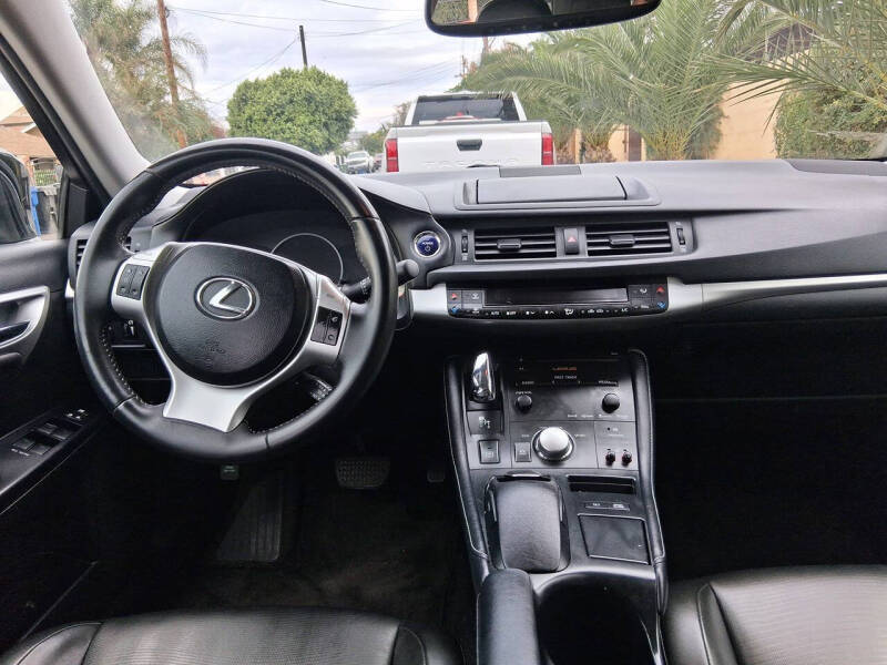 2013 Lexus CT 200h