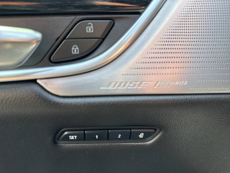 2020 Cadillac XT5 Premium Luxury