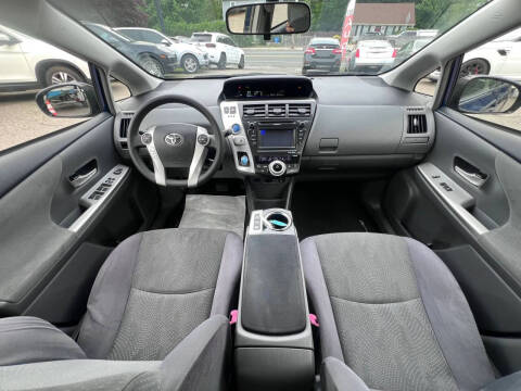 2012 Toyota Prius v Three