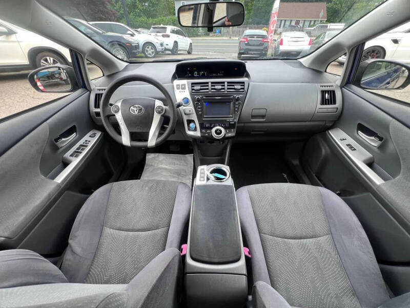2012 Toyota Prius v Three