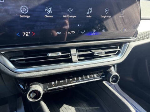 2025 Chevrolet Equinox EV LT 1