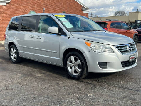 2009 Volkswagen Routan for sale at Jamestown Auto Sales, Inc. in Xenia OH