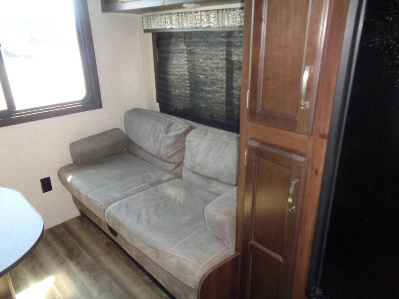 2020 Jayco JAYFLIGHT SLX BAJA 212QBW