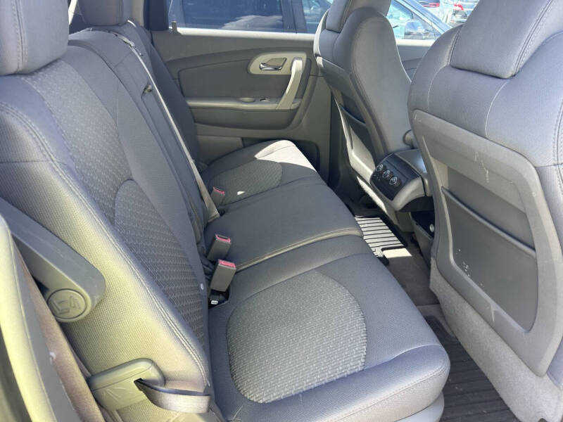 2012 Chevrolet Traverse LS