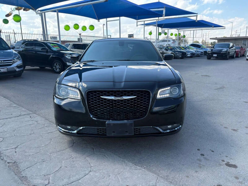 2019 Chrysler 300 S
