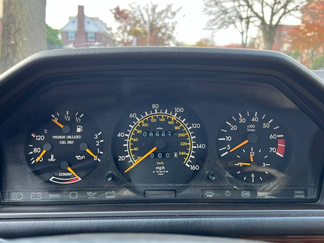 1990 Mercedes-Benz 300-Class  - $6,900